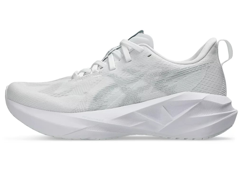 Women's ASICS Novablast 5