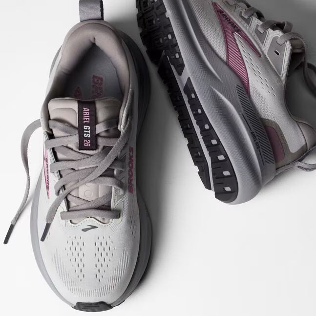 Women's Brooks Ariel GTS 26