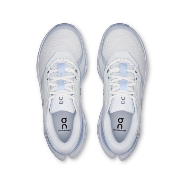 Women's On Cloudrunner 3
