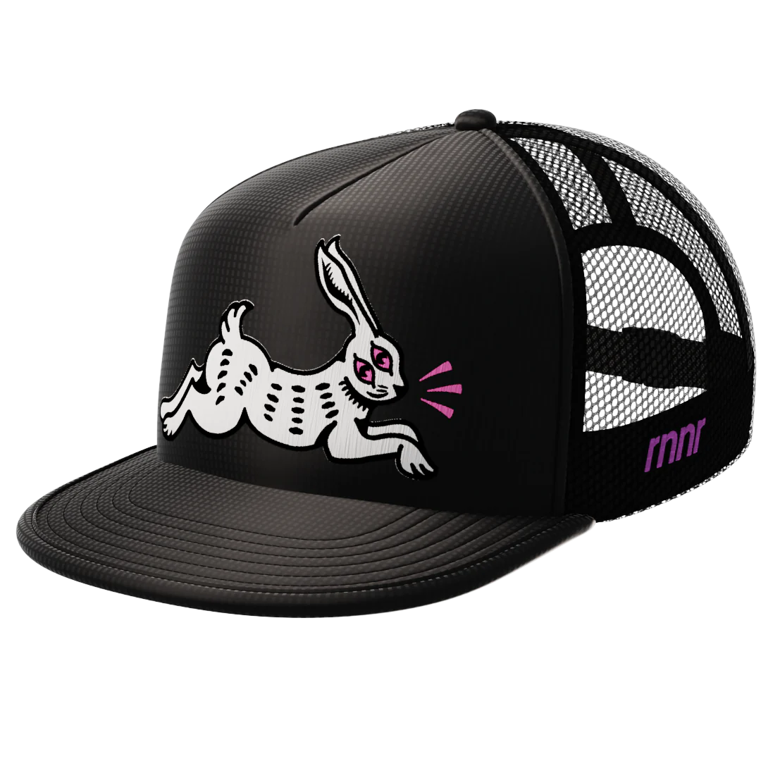 rnnr running trucker hat: All Luck (Black)
